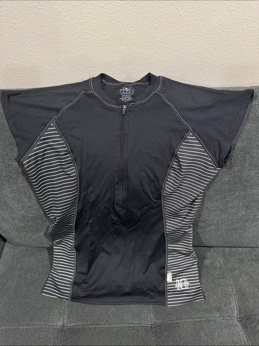O'Neill Women’s Rashguard